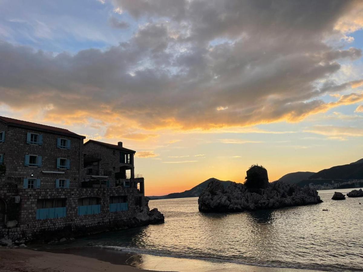 Przno Luxury Apartments Sveti Stefan Buitenkant foto
