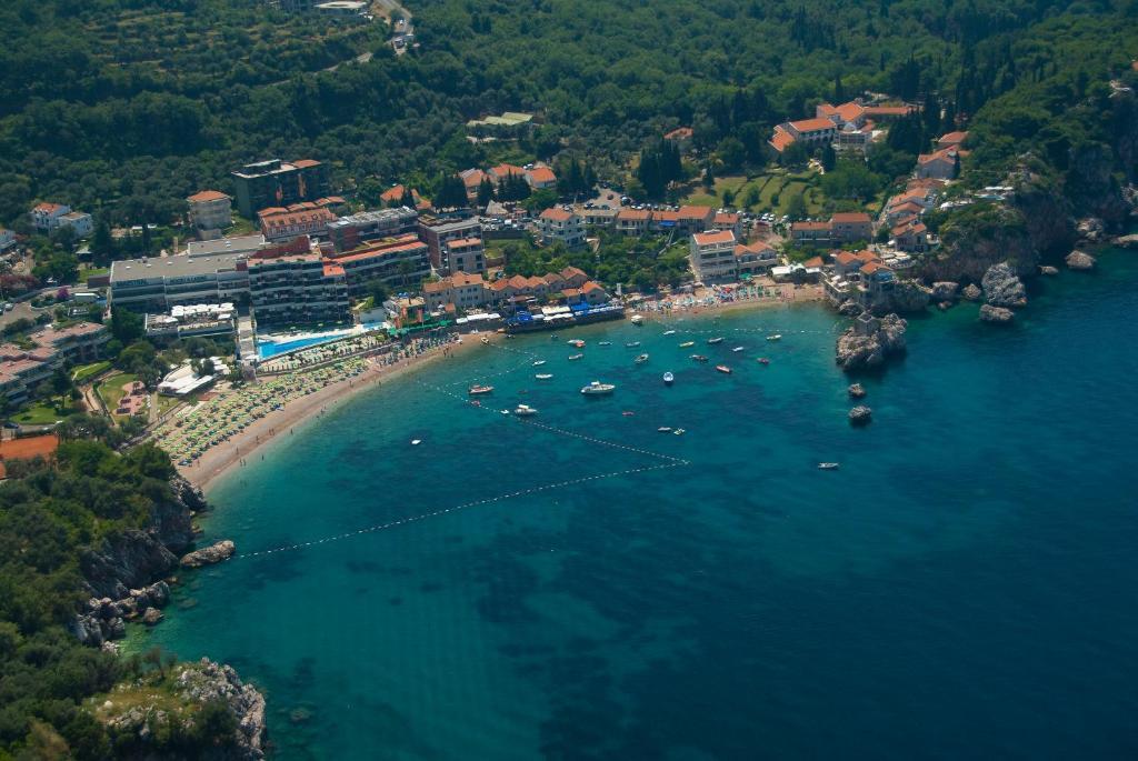 Przno Luxury Apartments Sveti Stefan Buitenkant foto